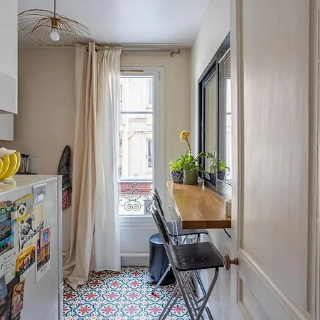 Charming 1 Bedroom - Equipped Office, Netflix, Breakfast, Quiet, All Commodities And 2 Metros Direct Orly Apartament